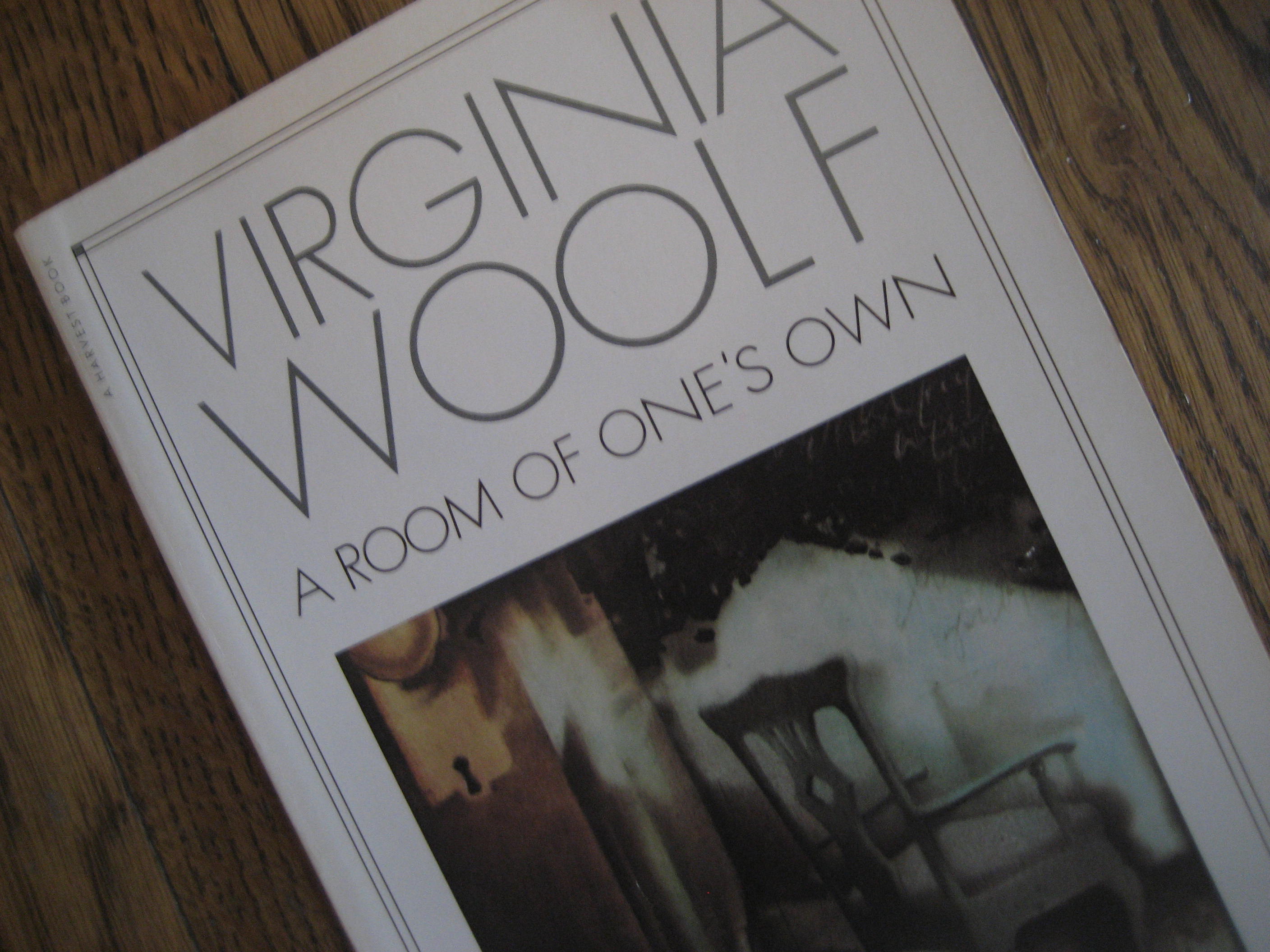Virginia Woolf Room. A Room of one's own Вирджиния Вулф книга. A Room of one's own.